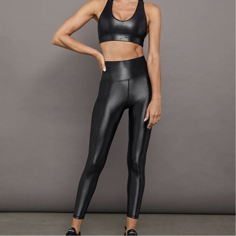 Carbon38 Shiny Black Leggings